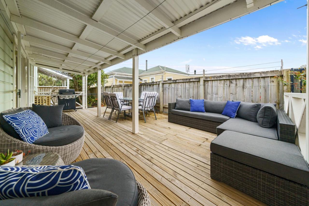 Pendreigh Cottage - Martinborough Holiday Home Exterior photo